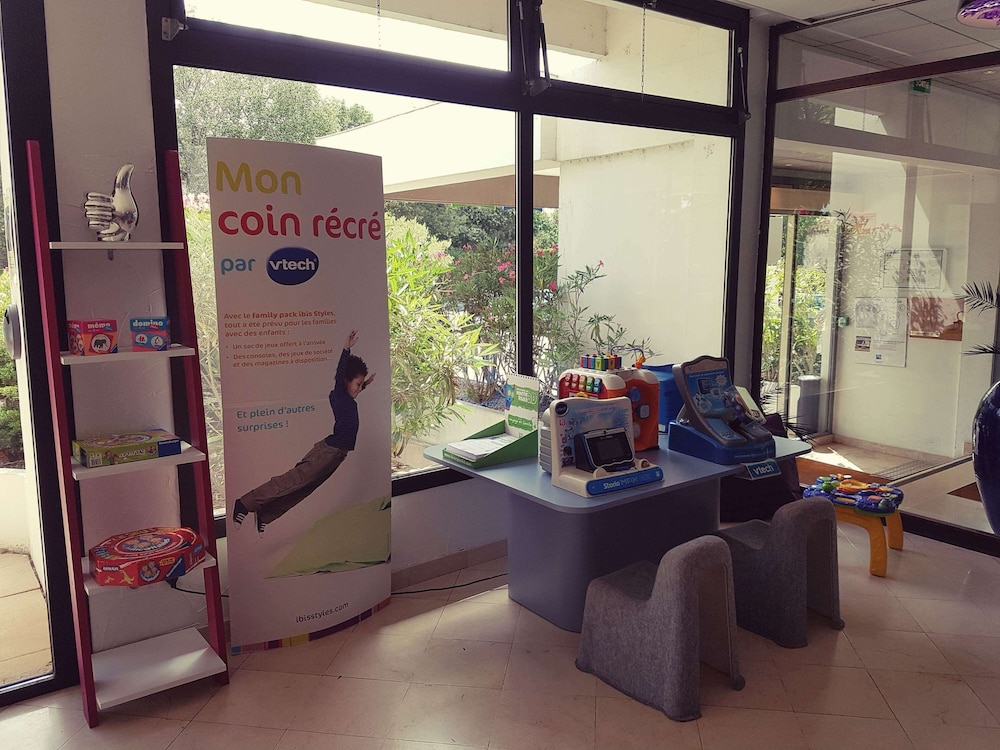 Ibis Styles Arles Palais Des Congres 24/47