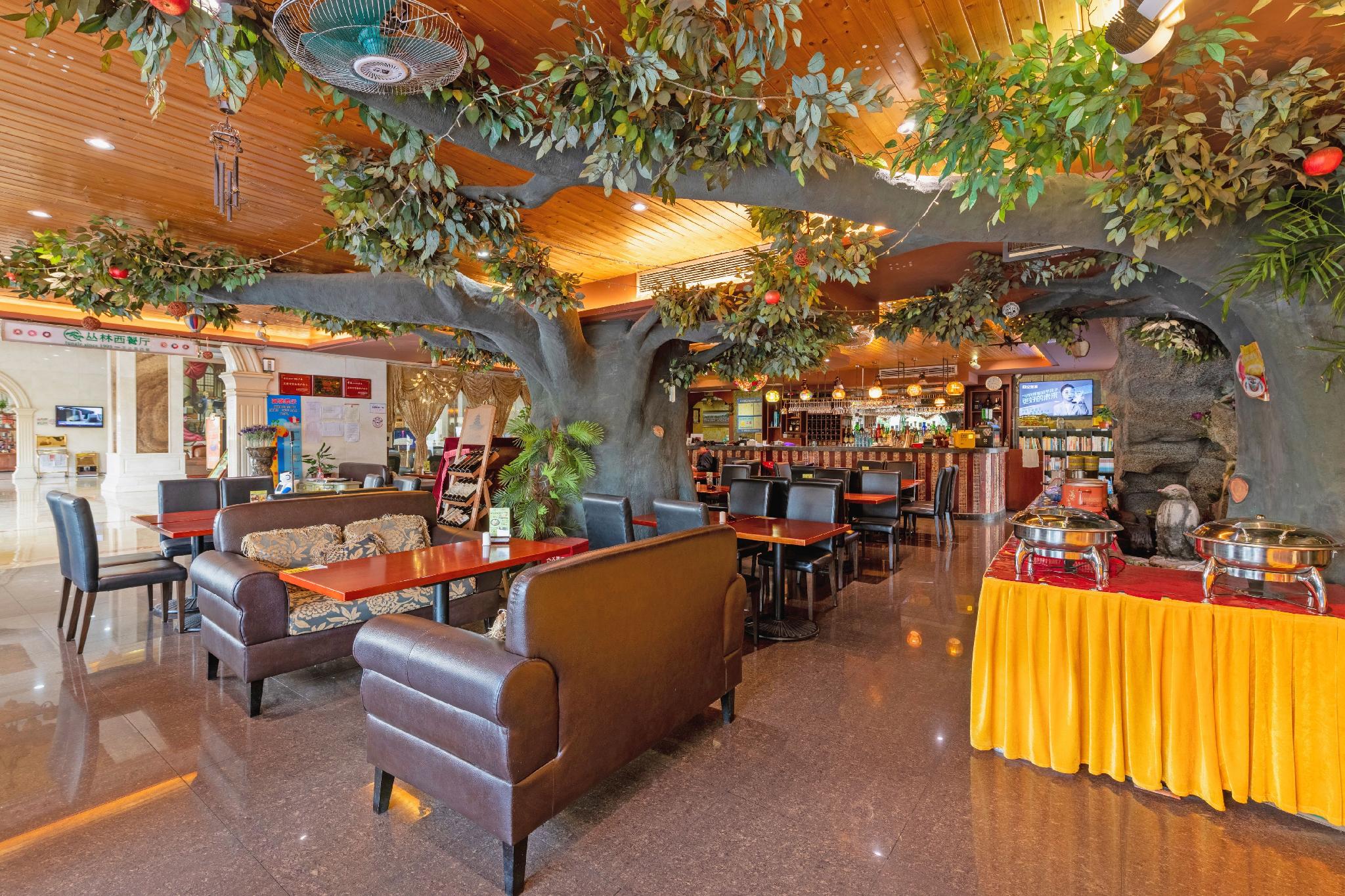 Vienna Hotel (Shenzhen Longhua Qinghu Road Branch 14/33