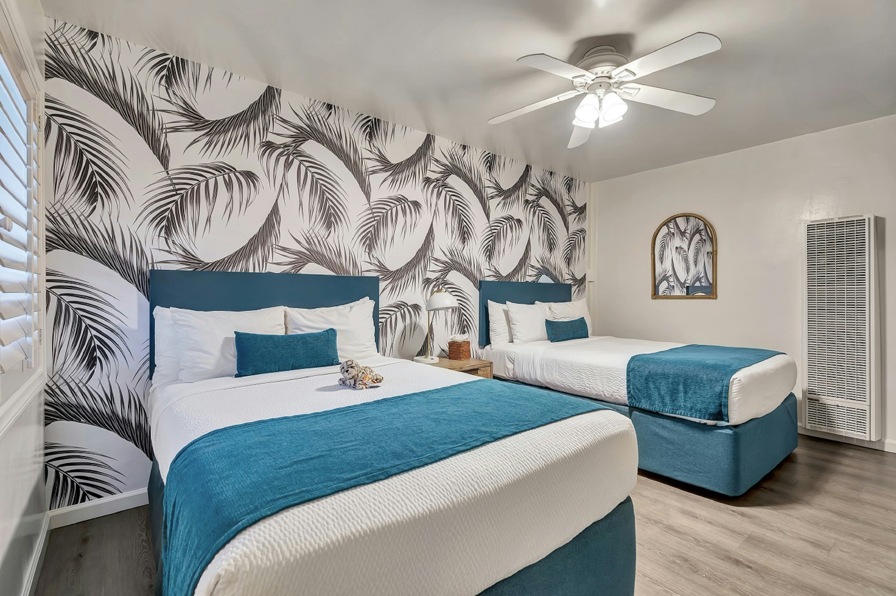 Santa Monica Hotel 34/61