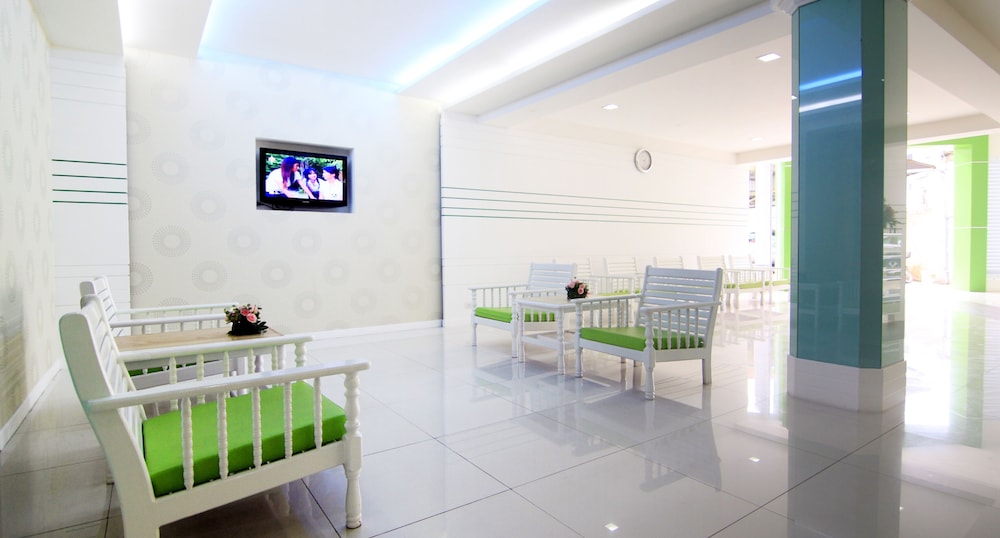 Morakot Hotel Chumphon 8/66