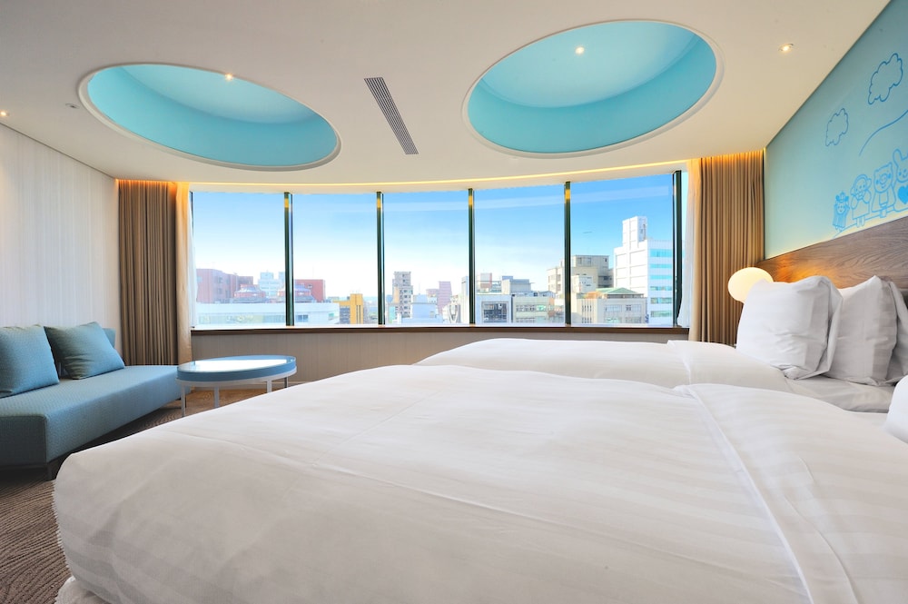 GREEN WORLD HOTEL ZHONGHUA 38/80