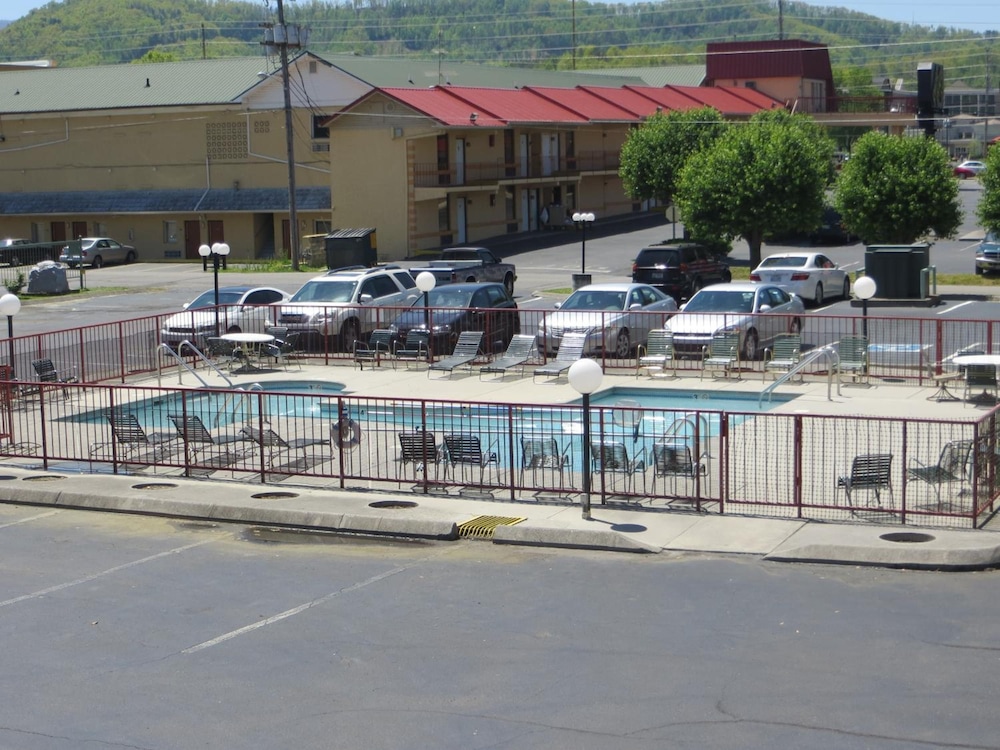 River Place Inn 8/50