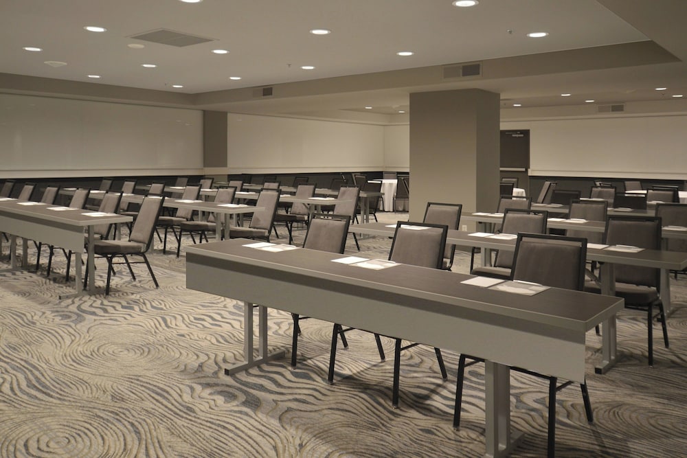Renaissance Reno Downtown Hotel 39/50