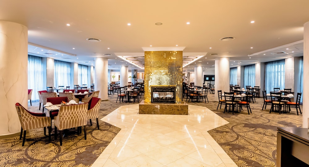 Southern Sun Sandton 38/48