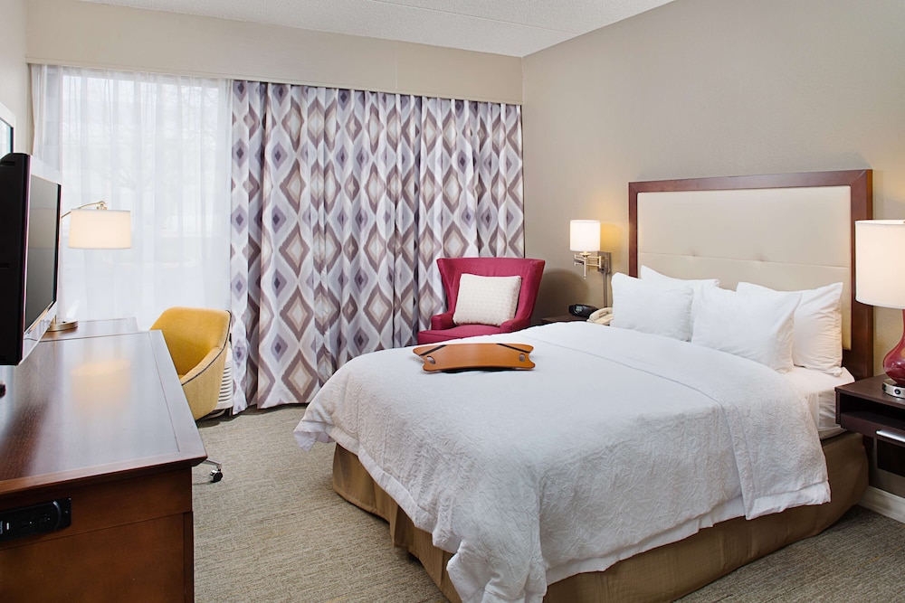 Hampton Inn Philadelphia/Willow Grove 8/29