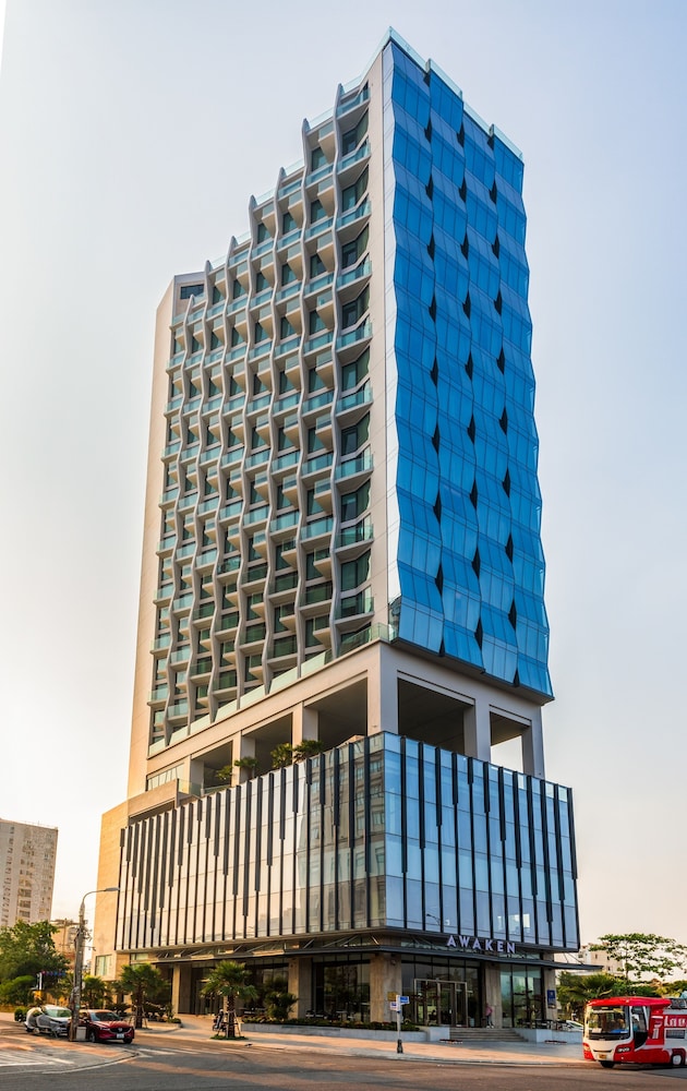 Awaken Danang Hotel 4/48