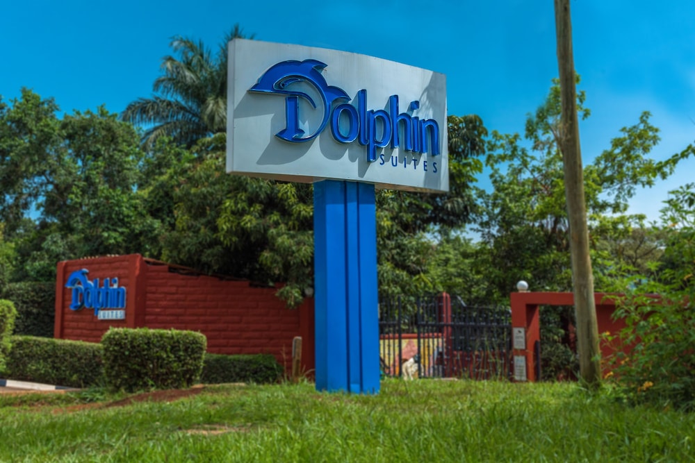 Dolphin Suites 61/63