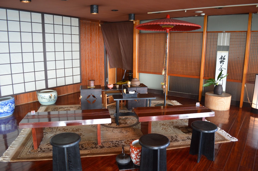 New Kankai Tenku Hotel Kairo 42/54