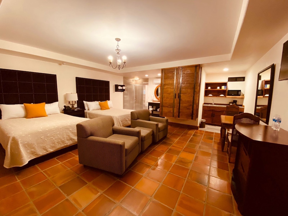 Hacienda Santana 15/50