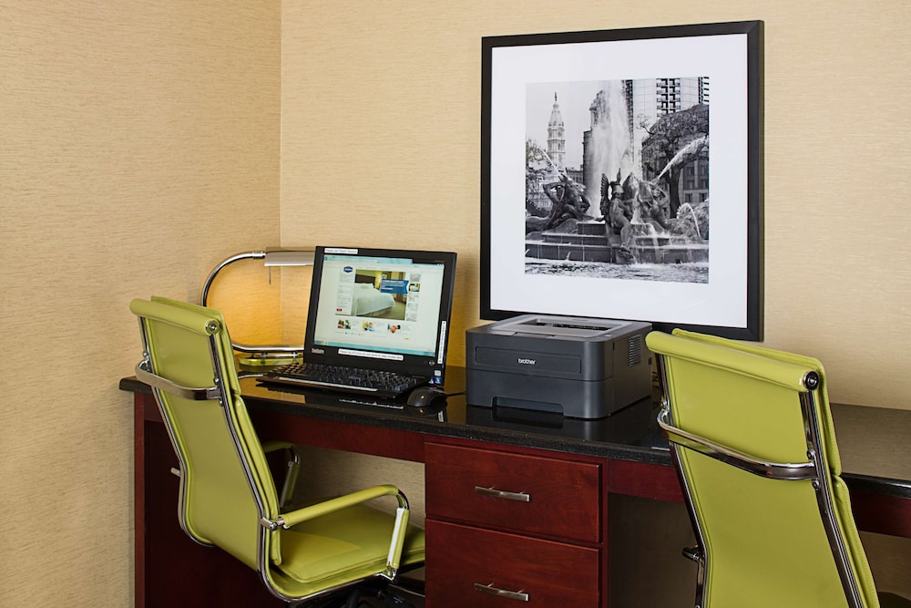 Hampton Inn Philadelphia/Willow Grove 26/29
