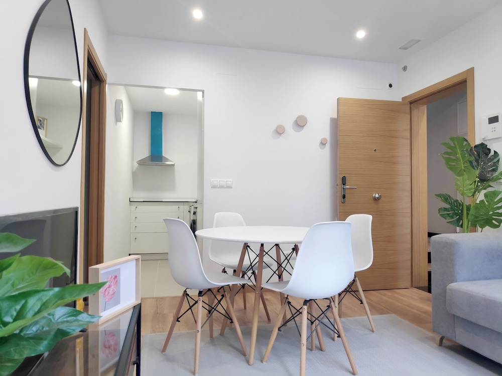 Apartamentos Rey 34/42
