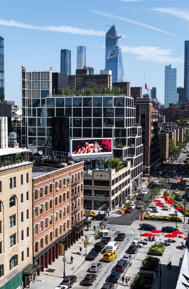 Gansevoort Meatpacking 6/77