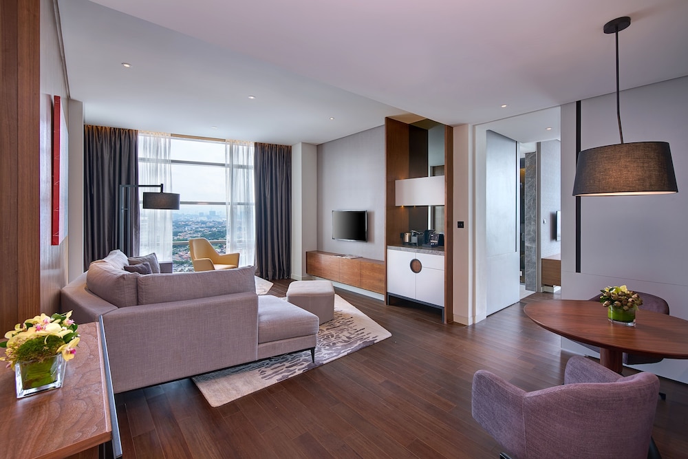 Le Meridien Petaling Jaya (ex New World Petaling Jaya) 33/75