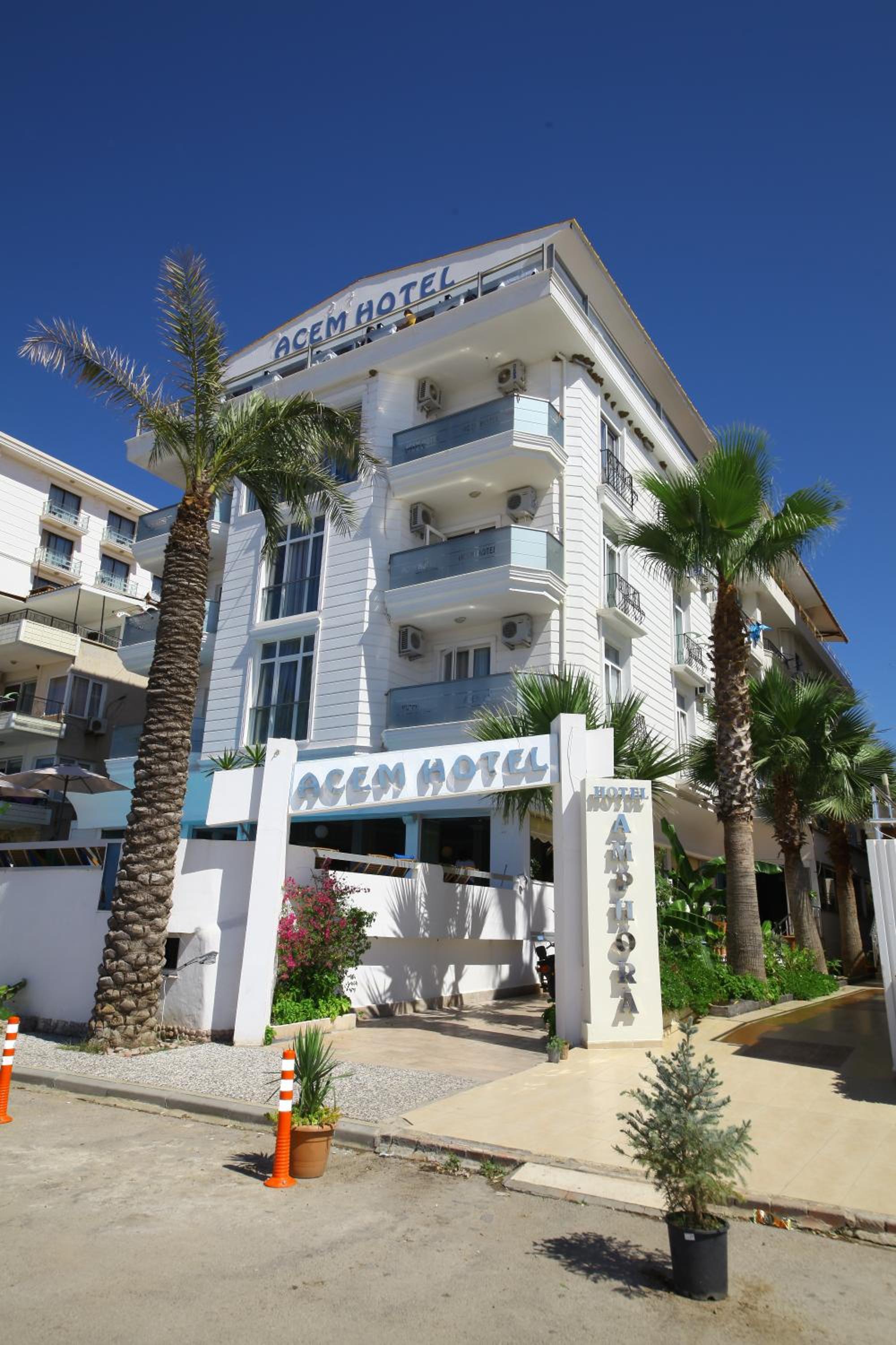Acem Hotel 38/50
