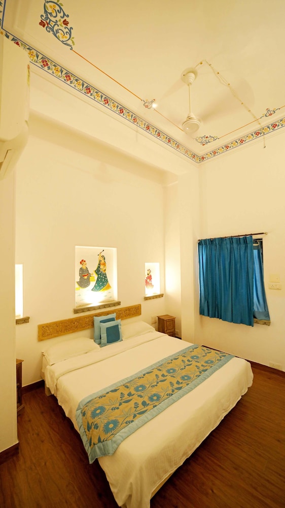 Hotel Udaigarh 16/57