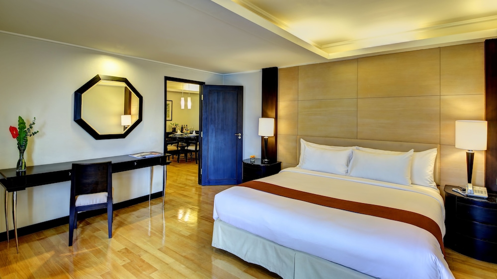 Radisson Hotel Chateau de Bangkok 16/48