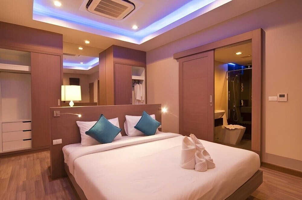 Ratana Apart Hotel At Kamala 4/50