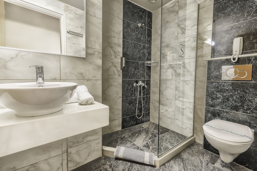 Sofia Hotel 6/43
