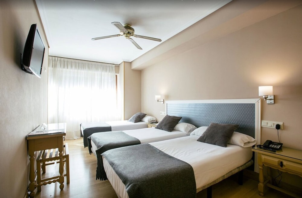 Monte Ulia Hotel 14/42