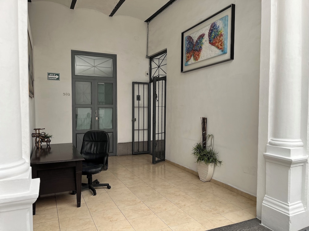 Hotel Alhaja 29/50