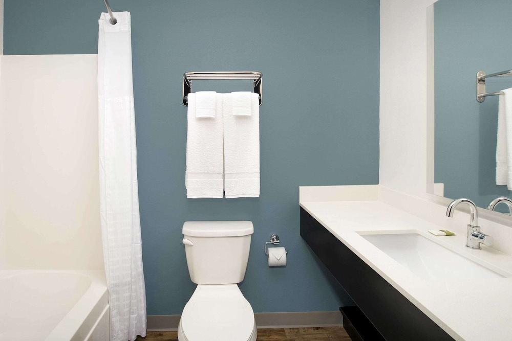 Extended Stay America - Select Suites Orlando - Airport 54/57