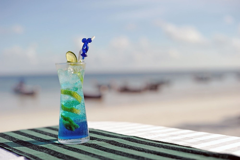 Sita Beach Resort And Spa 25/50