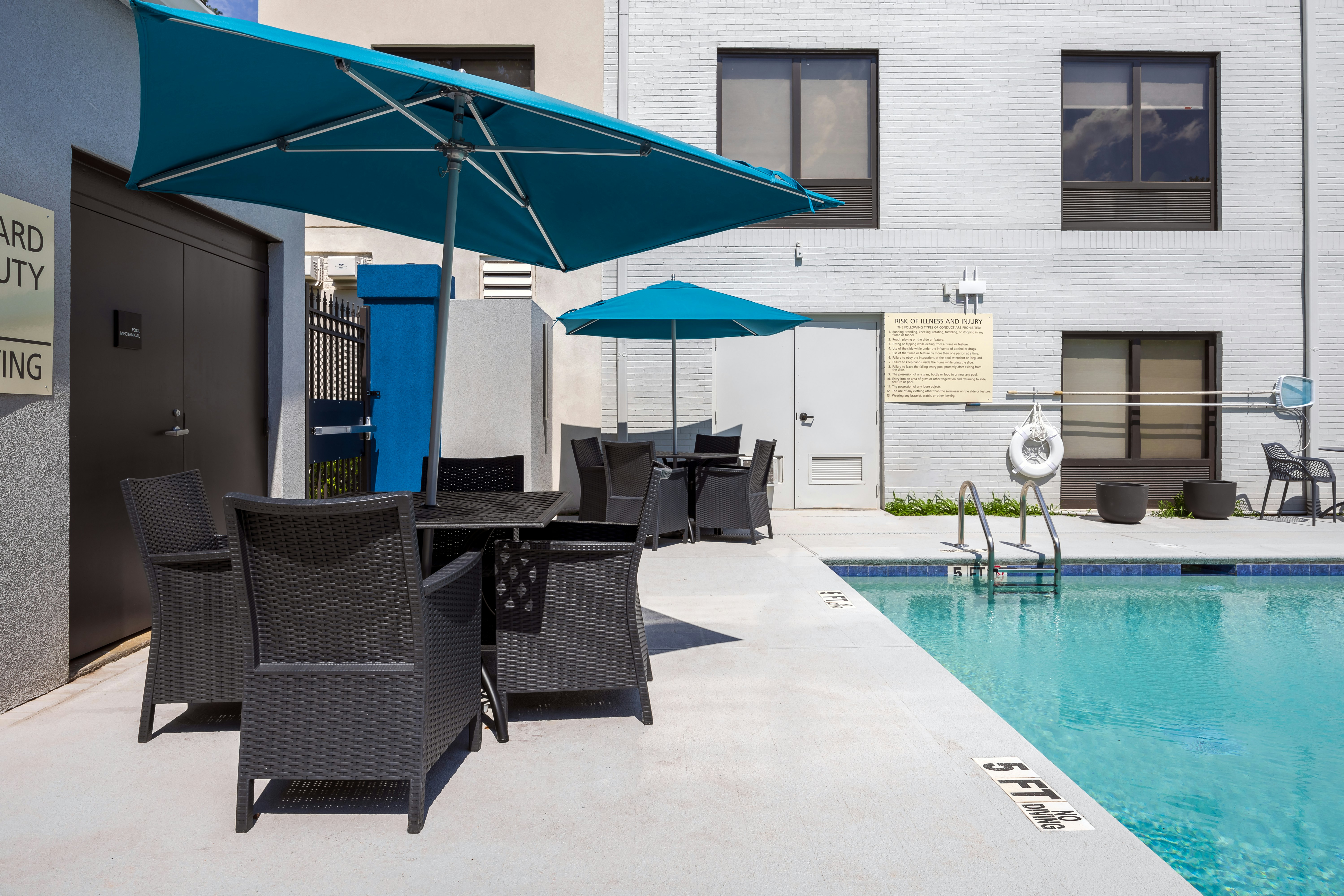 Hampton Inn Alpharetta Roswell Ga 40/42