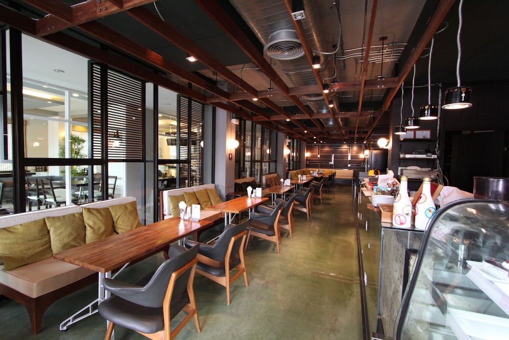 Baiyoke Ciao Hotel 53/58