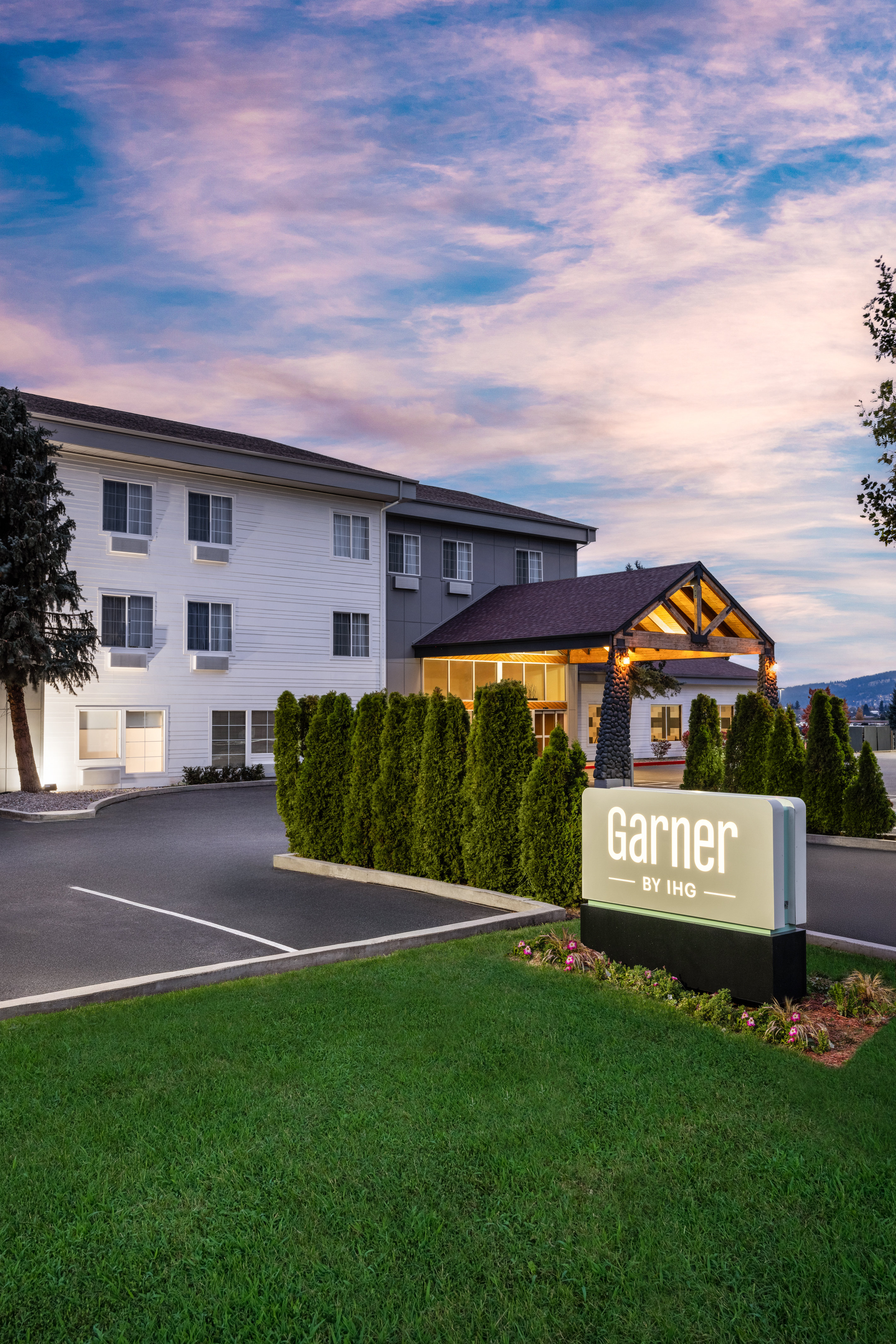 Garner Hotel Liberty Lake by IHG 24/28