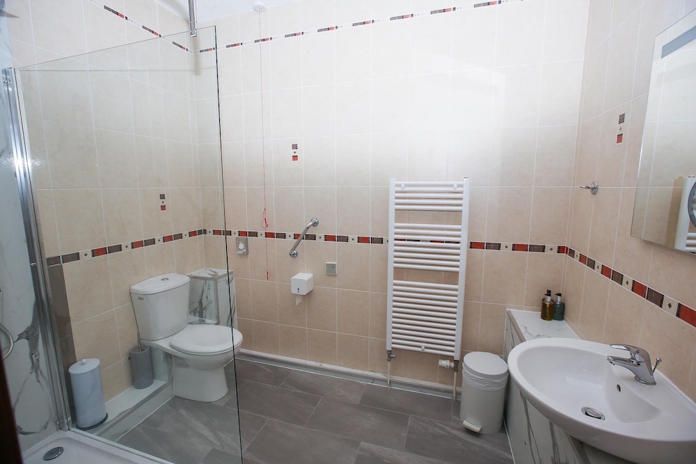 Padley Farm B&B 46/49