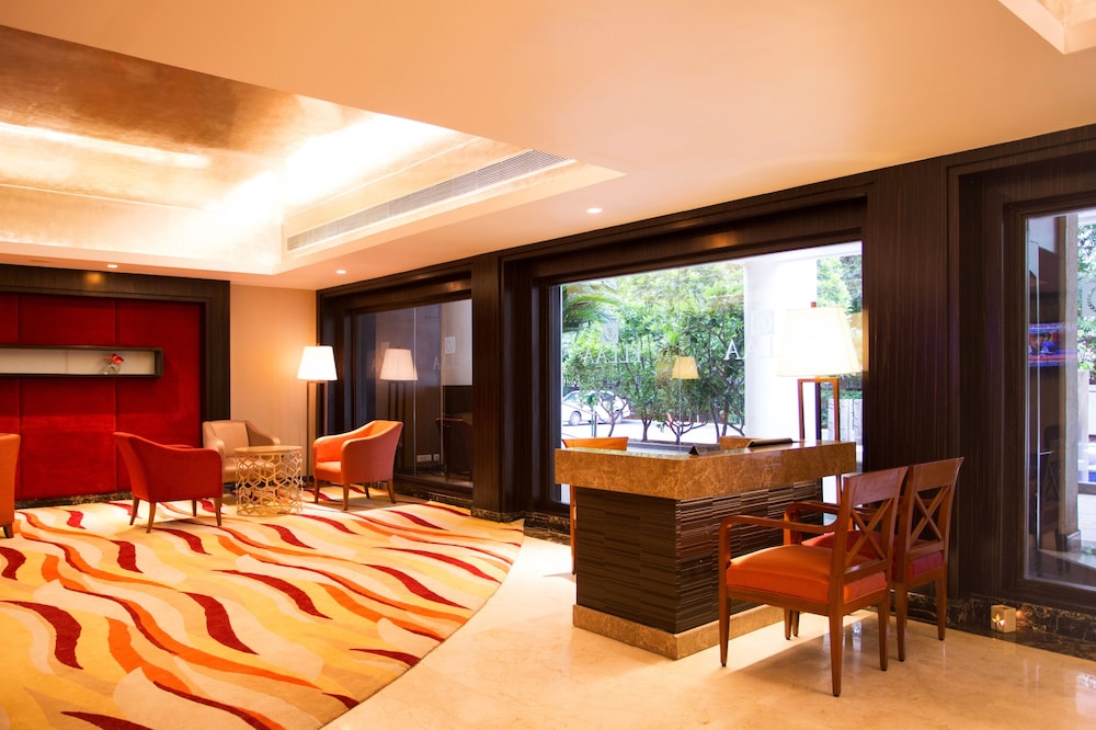Ellaa Hotel 32/58