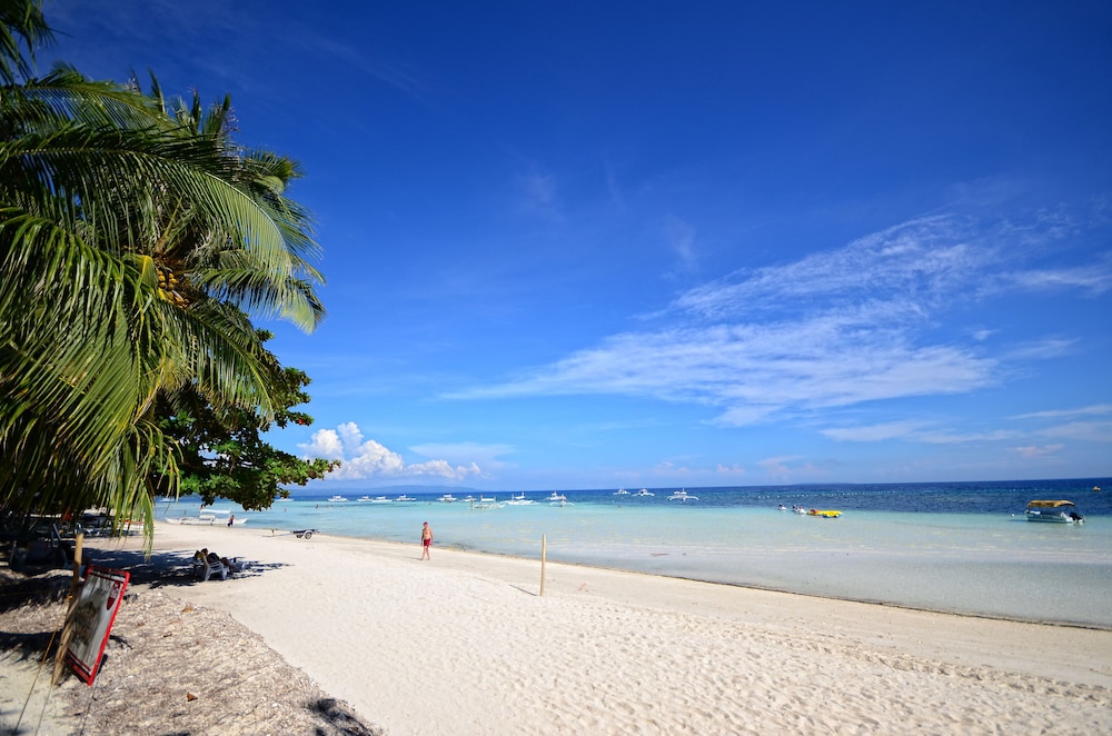 Dumaluan Beach Resort 26/35