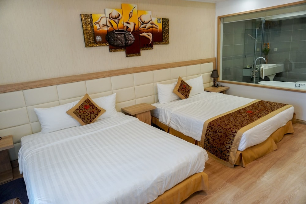family suite, balcony