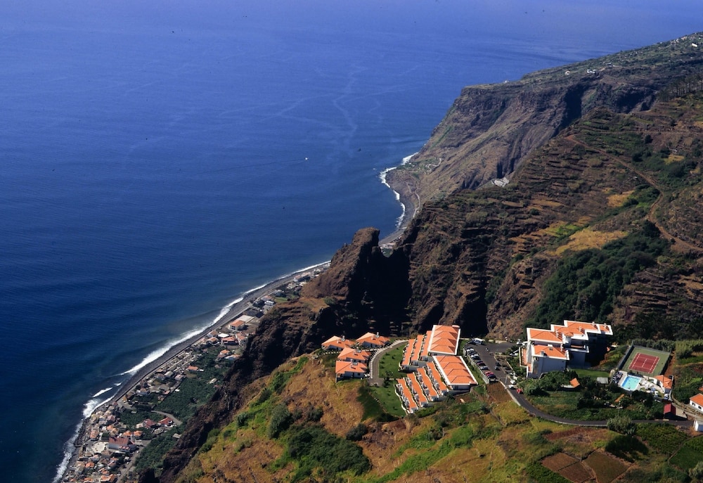 Jardim Atlantico in CALHETA