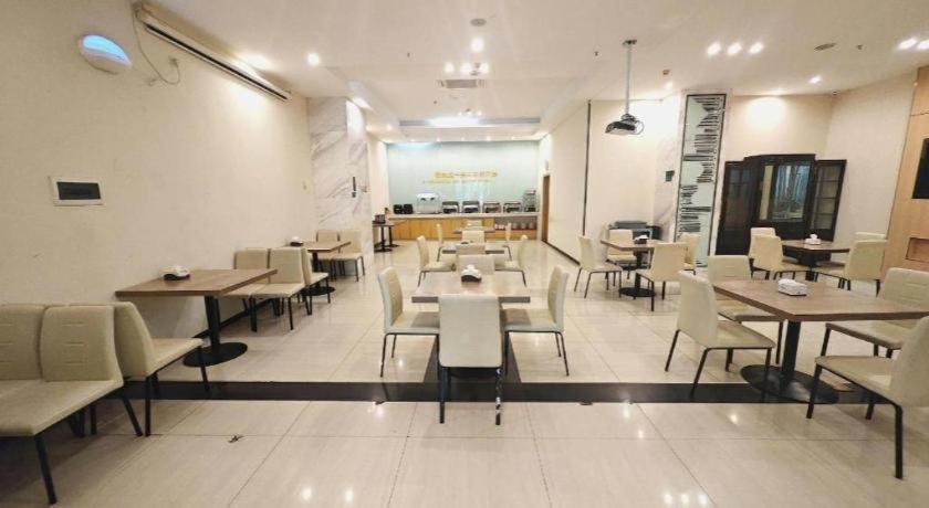 City Comfort Inn Wuhan Sanjiaohu Metro Station 47/50