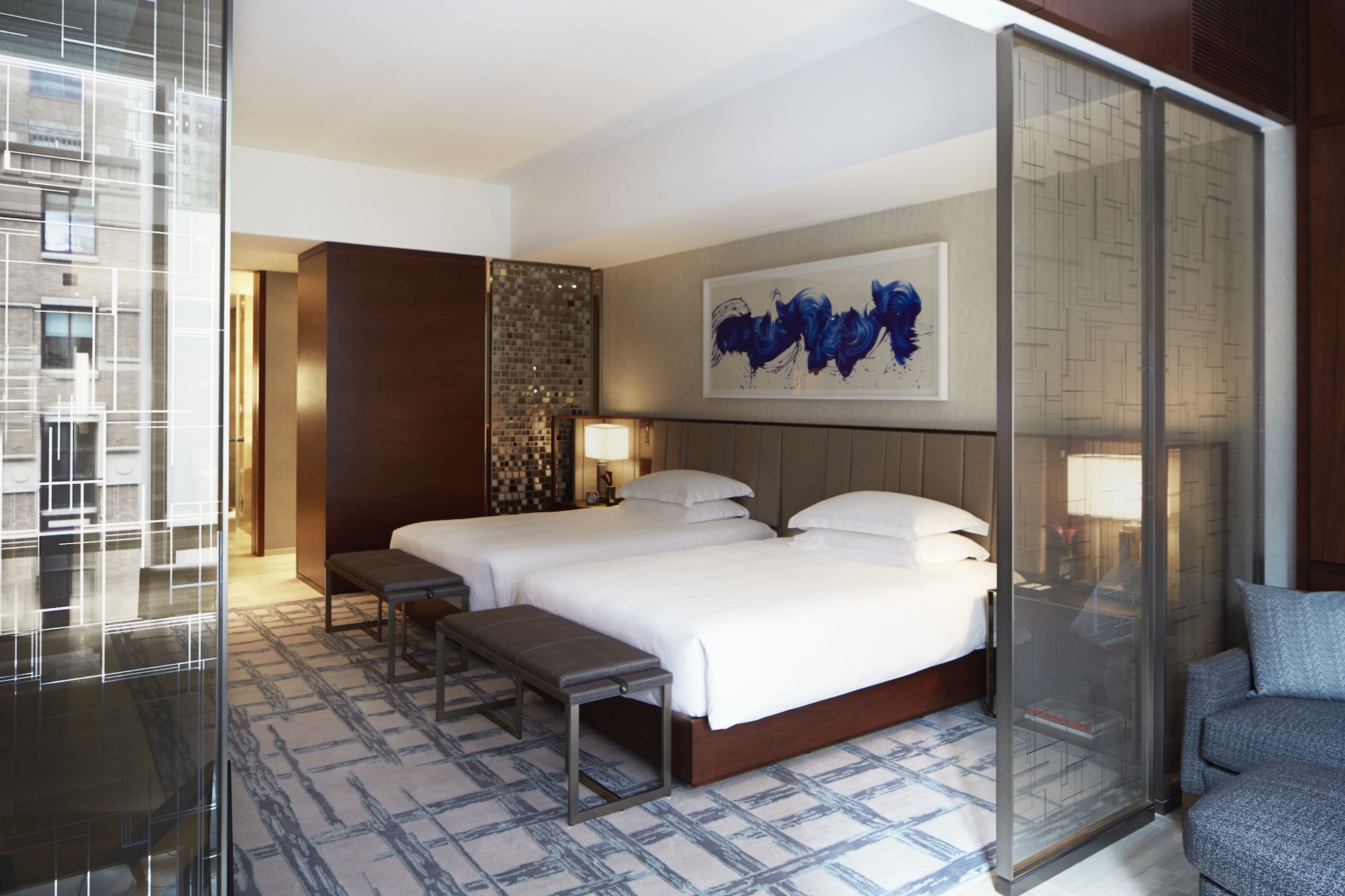STUDIO, SUITE, 2 DOUBLE BEDS