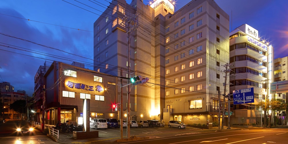 Okinawa Sun Plaza Hotel 3/53