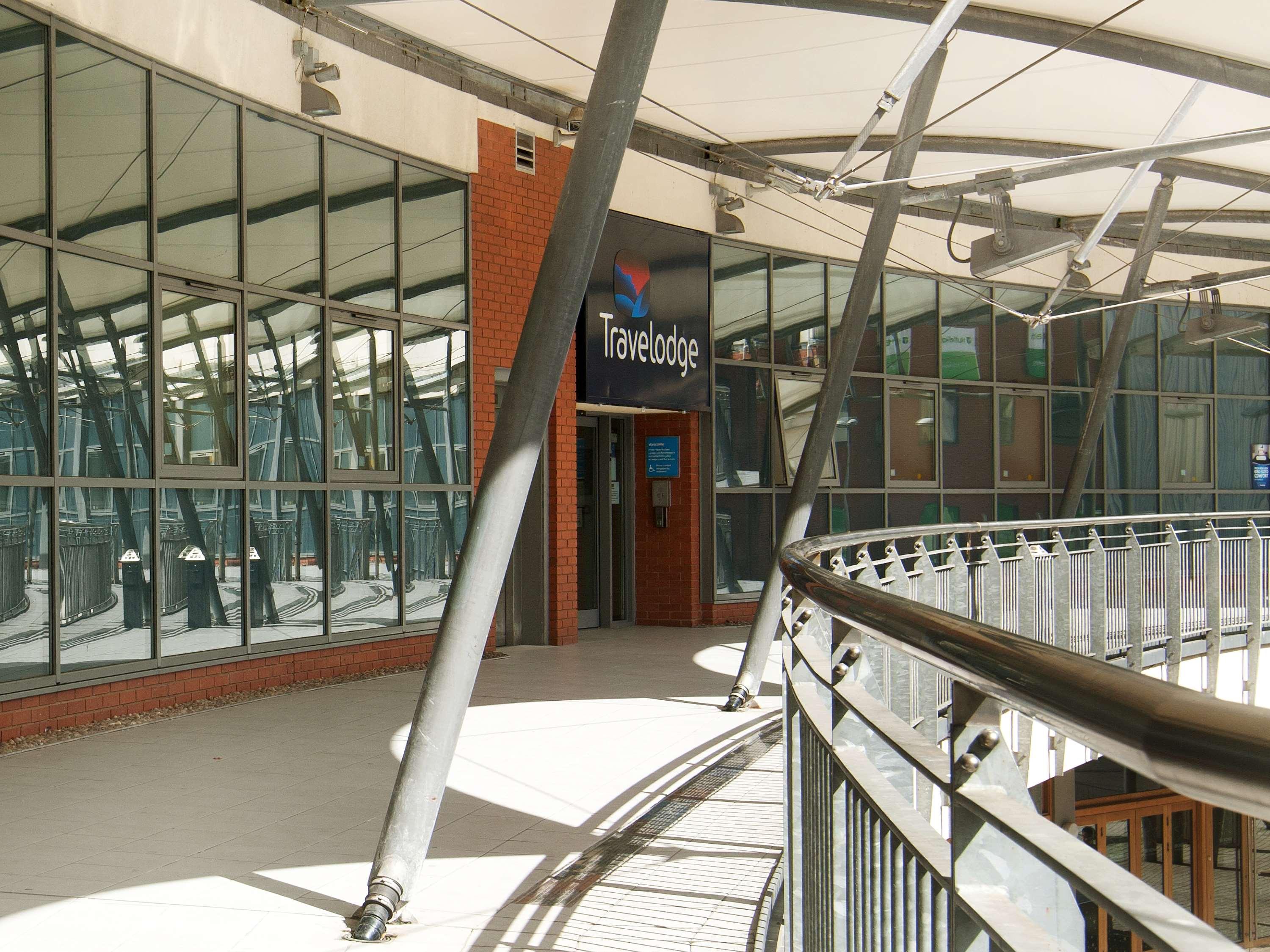 Travelodge Birmingham Central Broadway Plaza 14/19