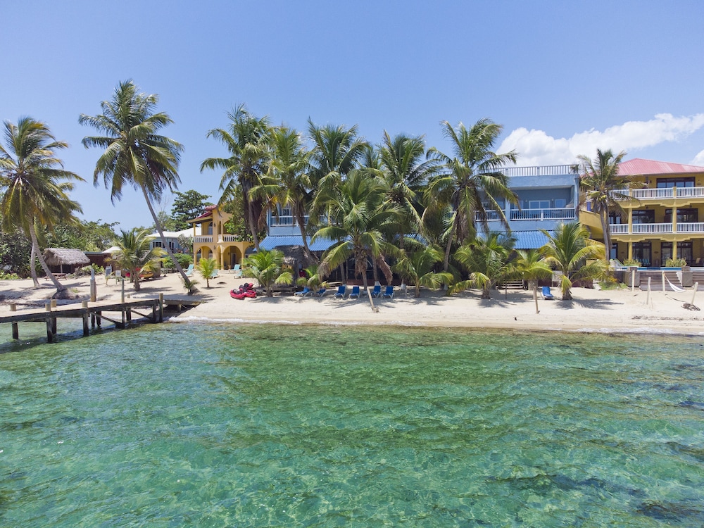 Parrot Cove Lodge 7/72