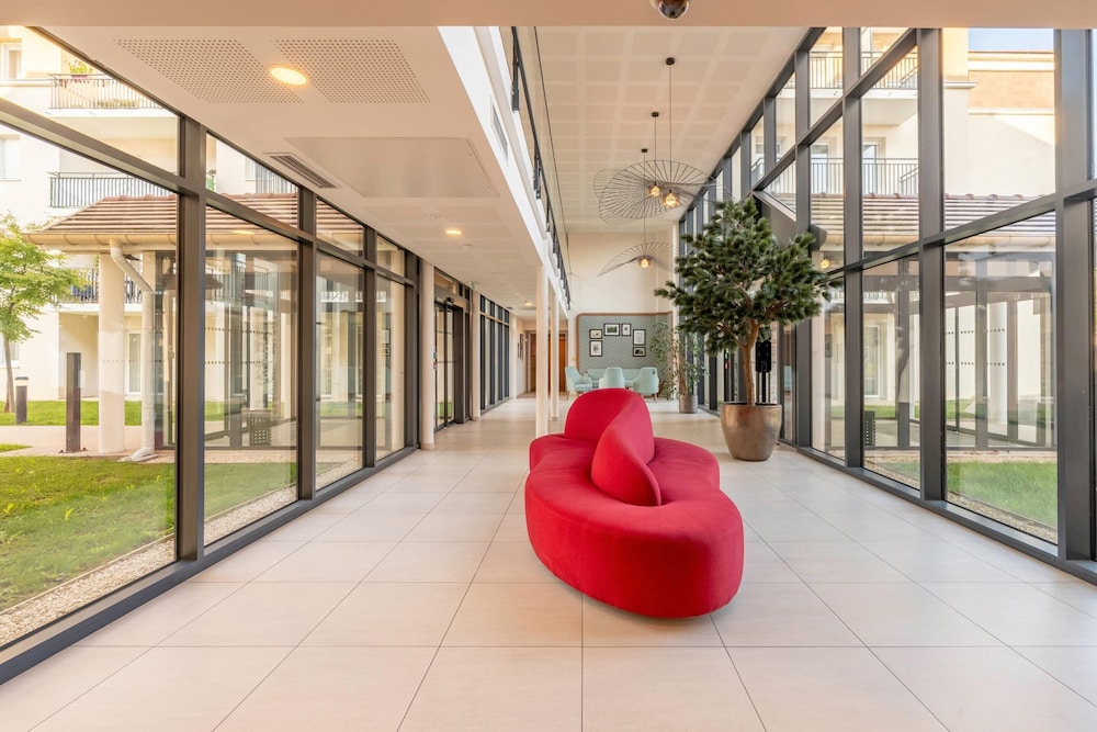Quality Aparthotel Moissy-Cramayel 28/38