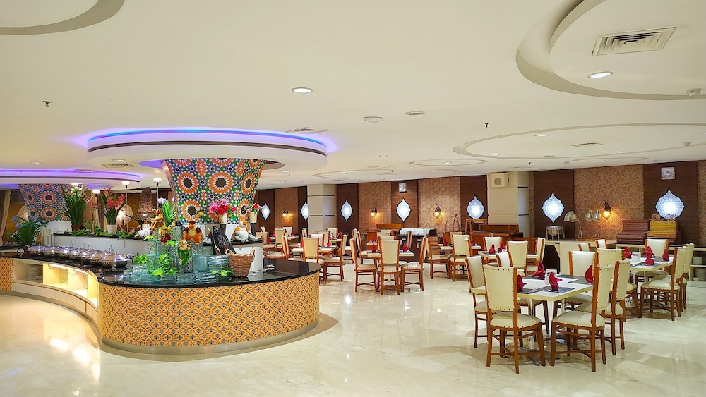 Grand Qin Hotel Banjarbaru 35/43