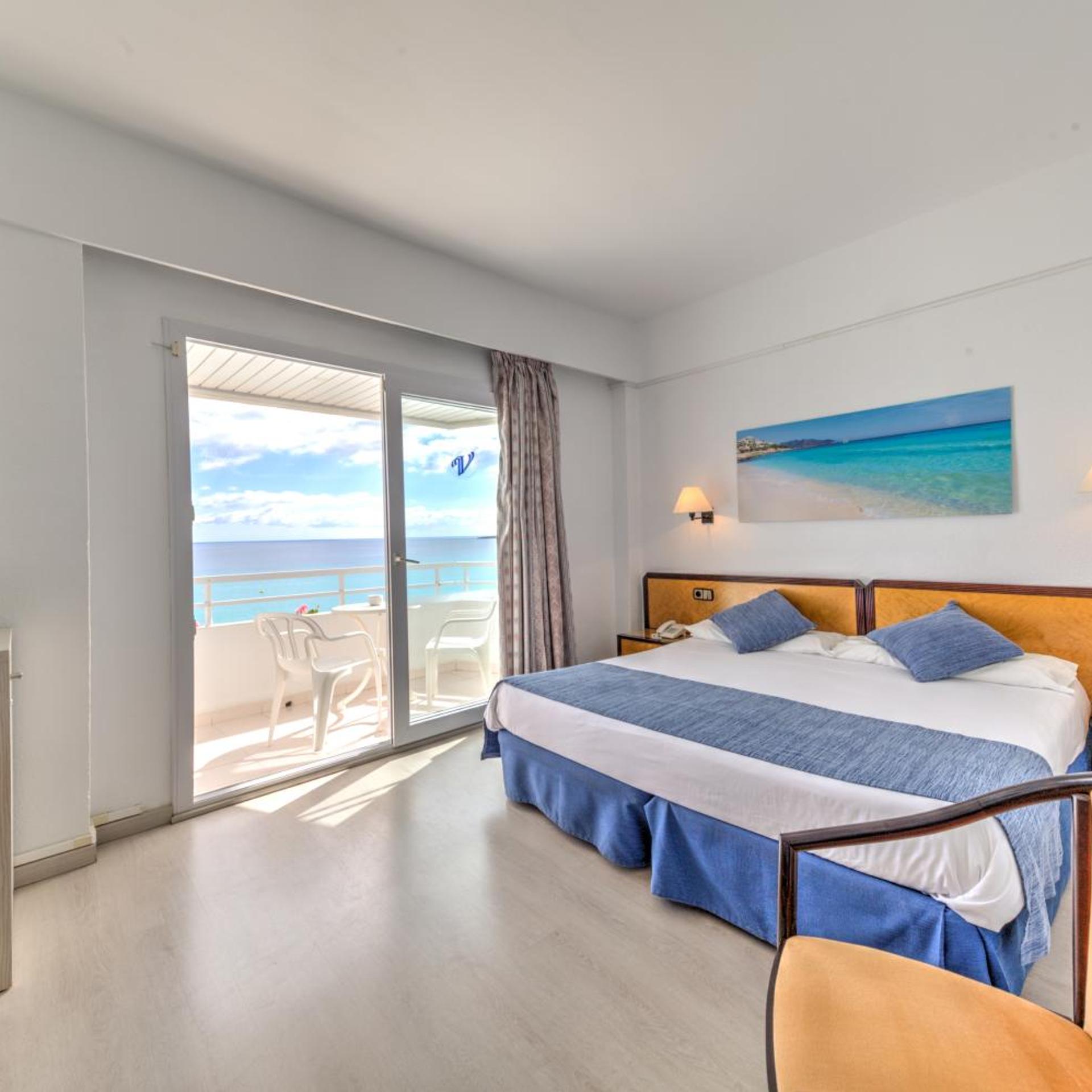 Room, Triple, Sea View