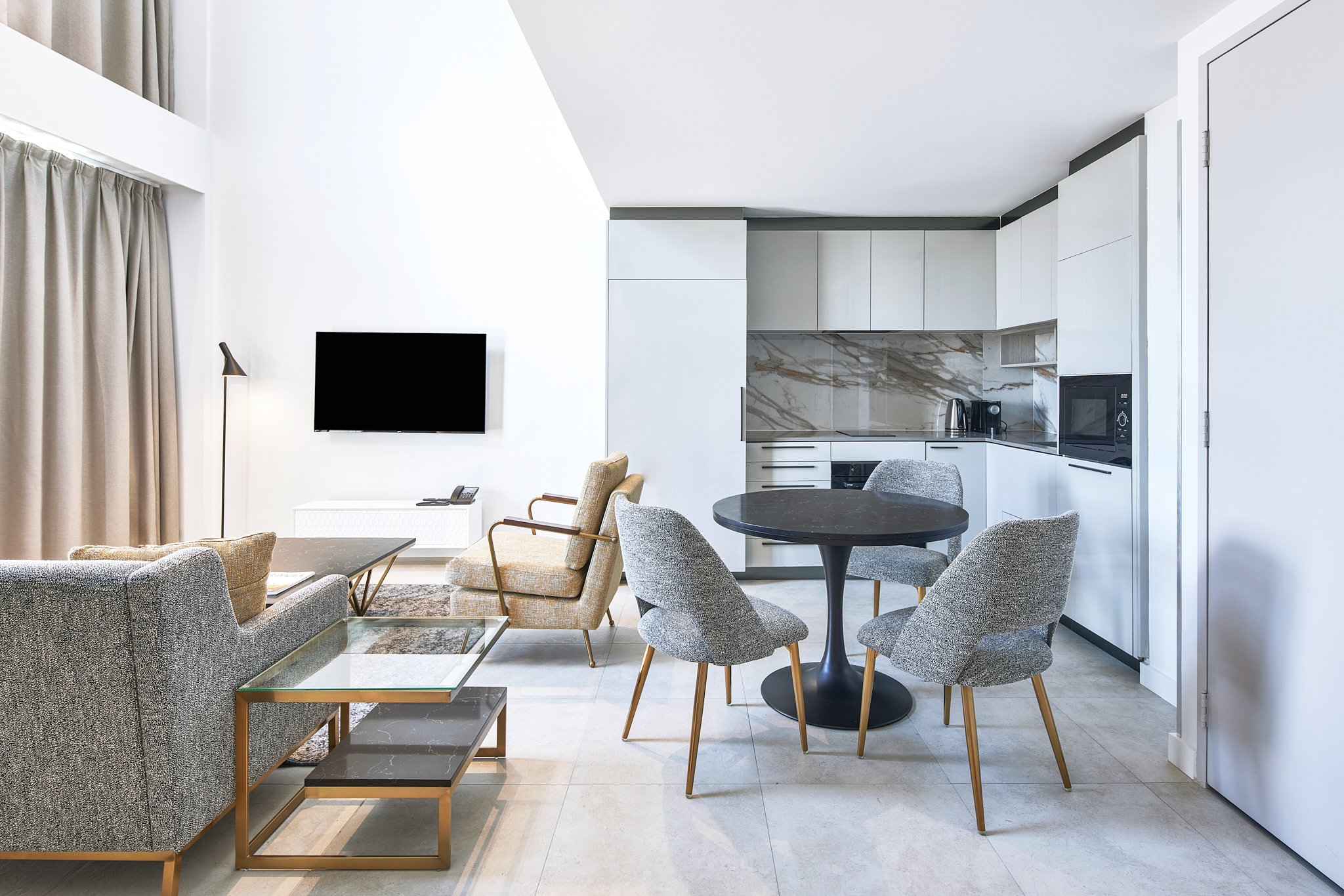 Meriton Suites Canberra 40/50