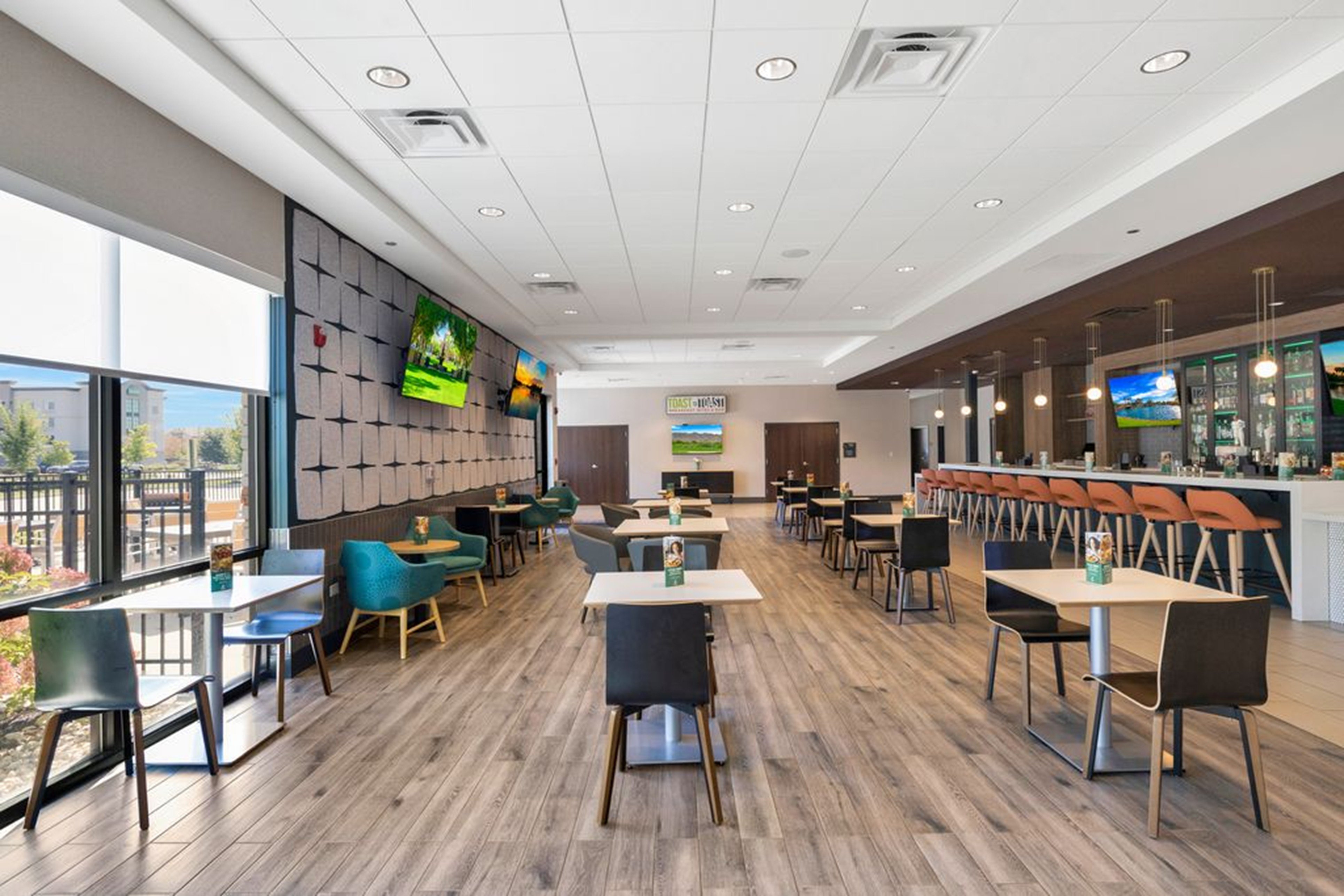 Holiday Inn - Chicago - Tinley Park, an IHG Hotel 30/50