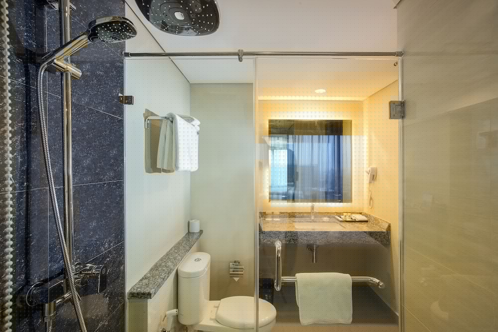 Swiss-Belhotel Pangkalpinang 32/53