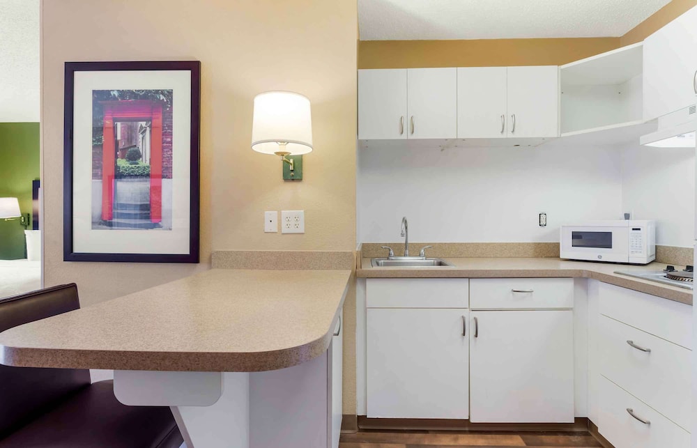 Extended Stay America Suites Houston Galleria Uptown 54/55