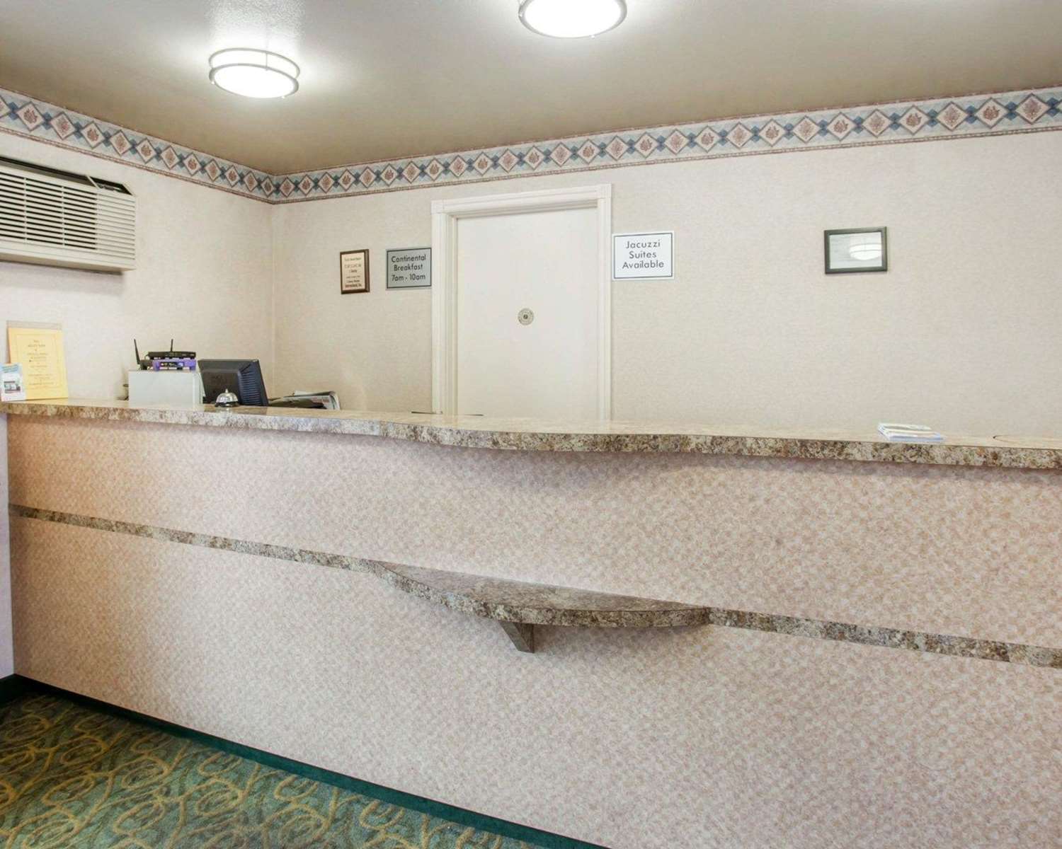 Studio6 Suites Vancouver, WA - Waterfront