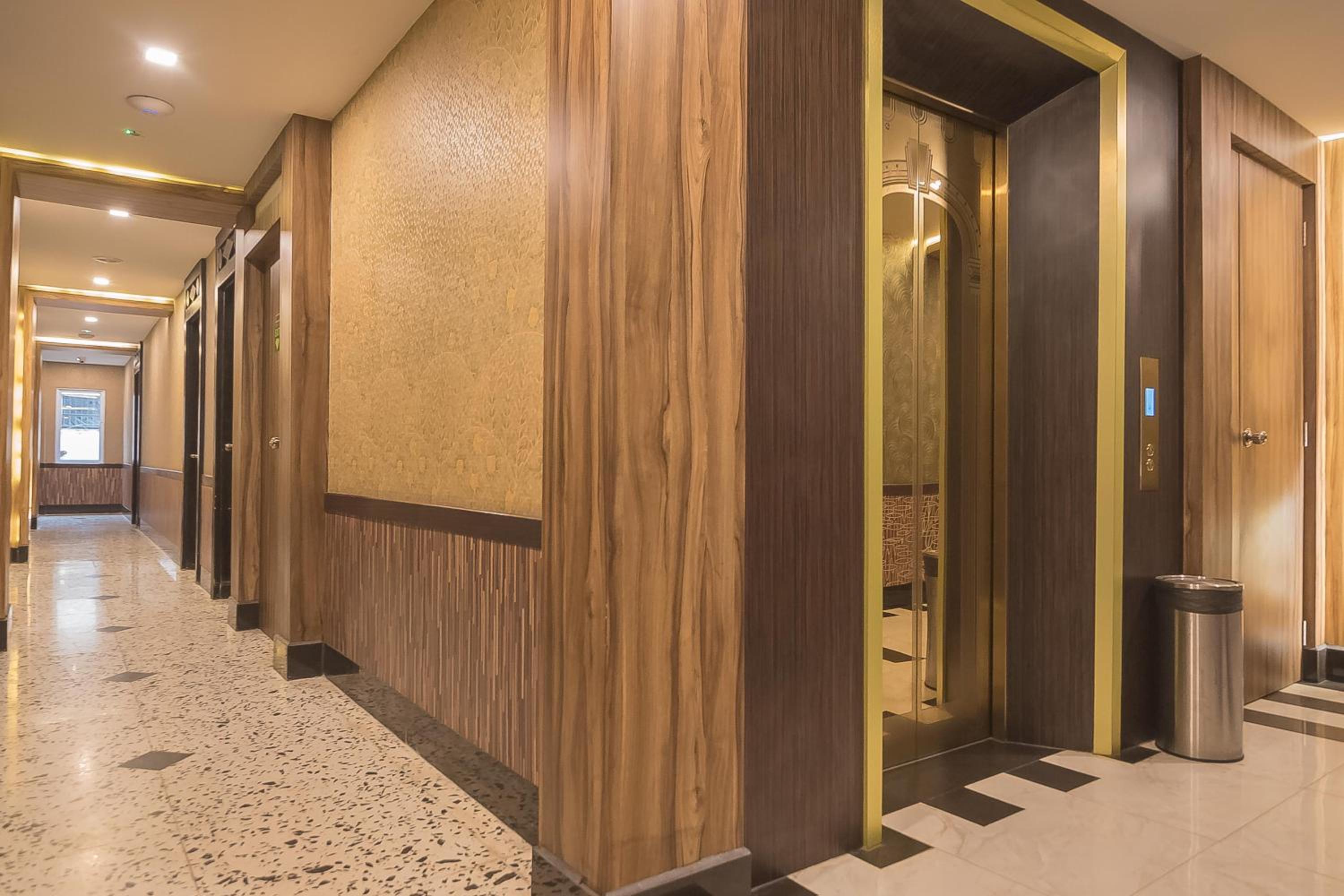Paragon Nagoya Hotel Batam 33/58