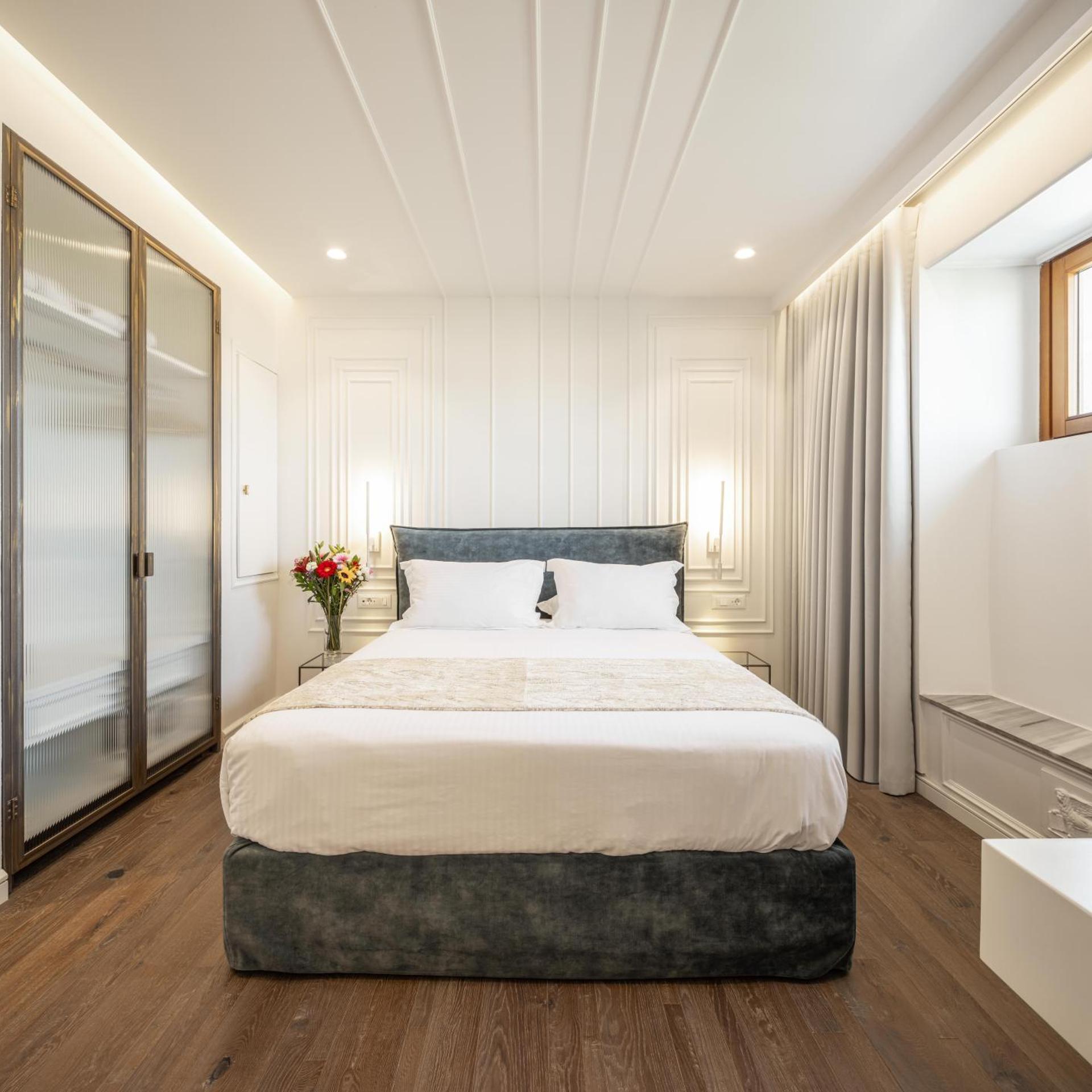 Master, Suite