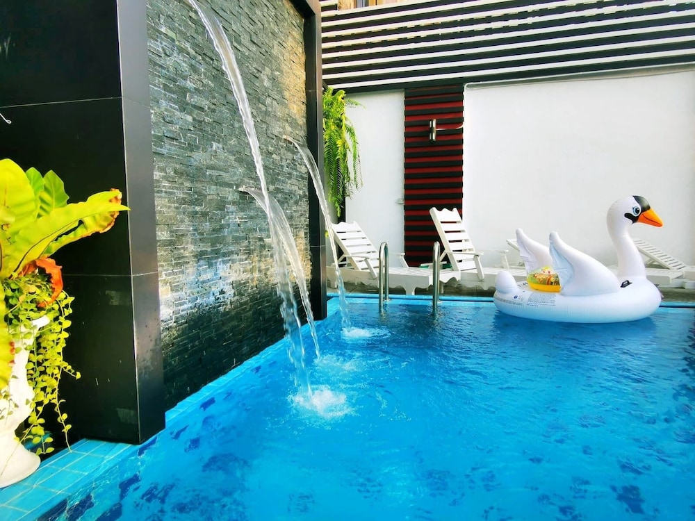 Beach Gallery House 28/56